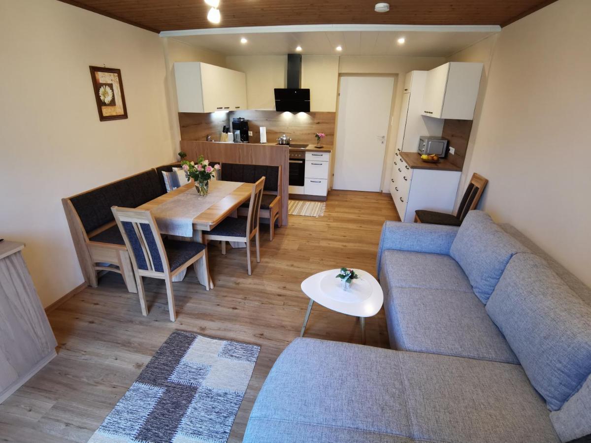 Pension & Ferienwohnung Sonnleiten Gnesau Exteriér fotografie