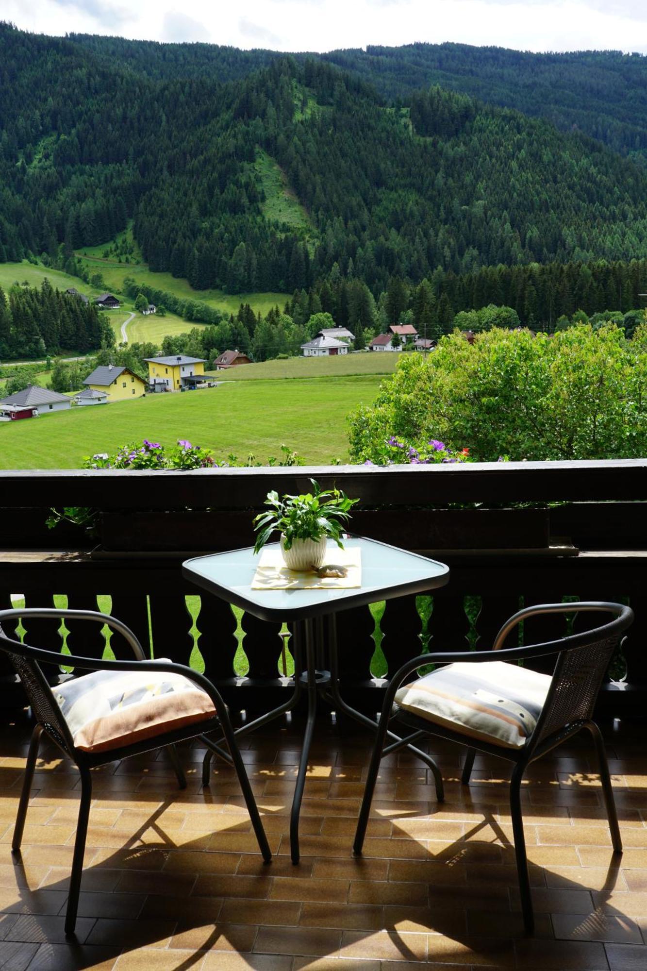Pension & Ferienwohnung Sonnleiten Gnesau Pokoj fotografie