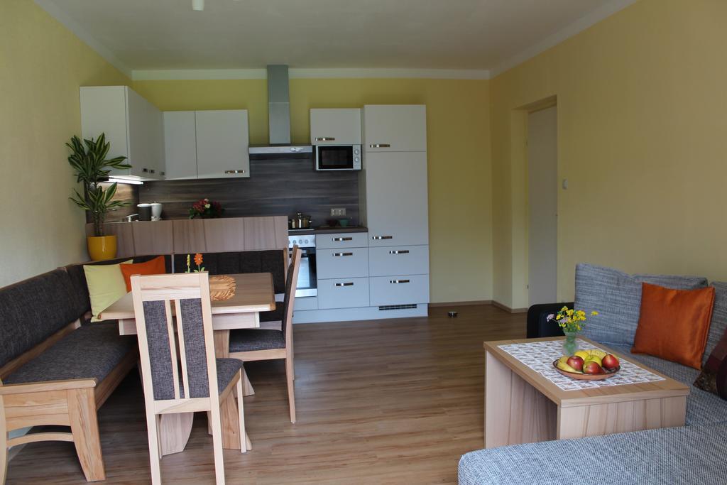 Pension & Ferienwohnung Sonnleiten Gnesau Exteriér fotografie
